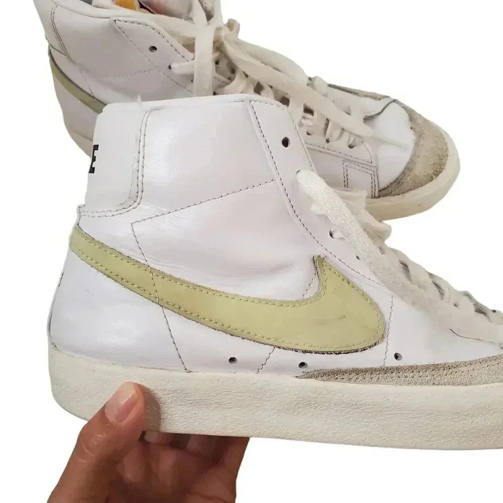 Nike Blazer Mid 77 Vintage Yellow Women 8.5